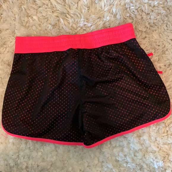 Champion Shorts - Picture 2 of 3